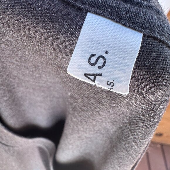 Yosemite Graphic Tee Shirt Soft Cotton Blend Heather Gray Camping Scene Women’s - Picture 10 of 11